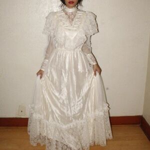 Vintage Edwardian White Cream Lace  Dress